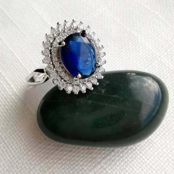 Nwt silver sapphire cz ring 14k gold overlay - Picture 2 of 4